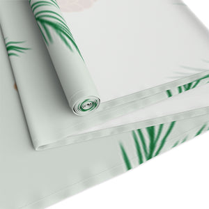 Green Holiday Table Runner - Pinecones