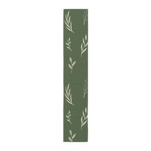 Green Holiday Table Runner - White Garland