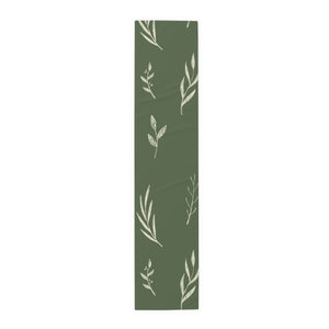 Green Holiday Table Runner - White Garland