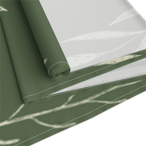 Green Holiday Table Runner - White Garland