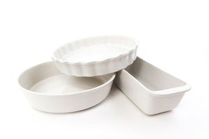 The Party's at Mary's Bakeware Set in Pearl