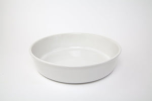 Lifestyle Details - Cake Pan in Pearl