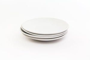 Lifestyle Details - Dadasi Stoneware Dinner Plate in Pearl - Set of 4