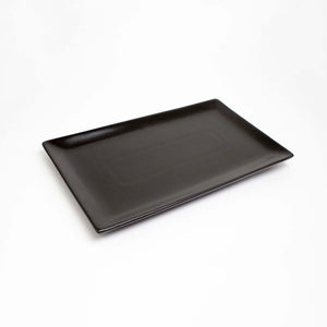 Lifestyle Details - Dinner Platter in Onyx