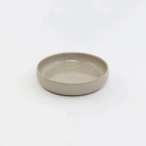 Lifestyle Details - La Marsa Salad Plate in Muslin - Set of 1