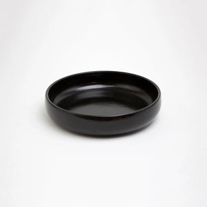Lifestyle Details - La Marsa Salad Plate in Onyx - Set of 1