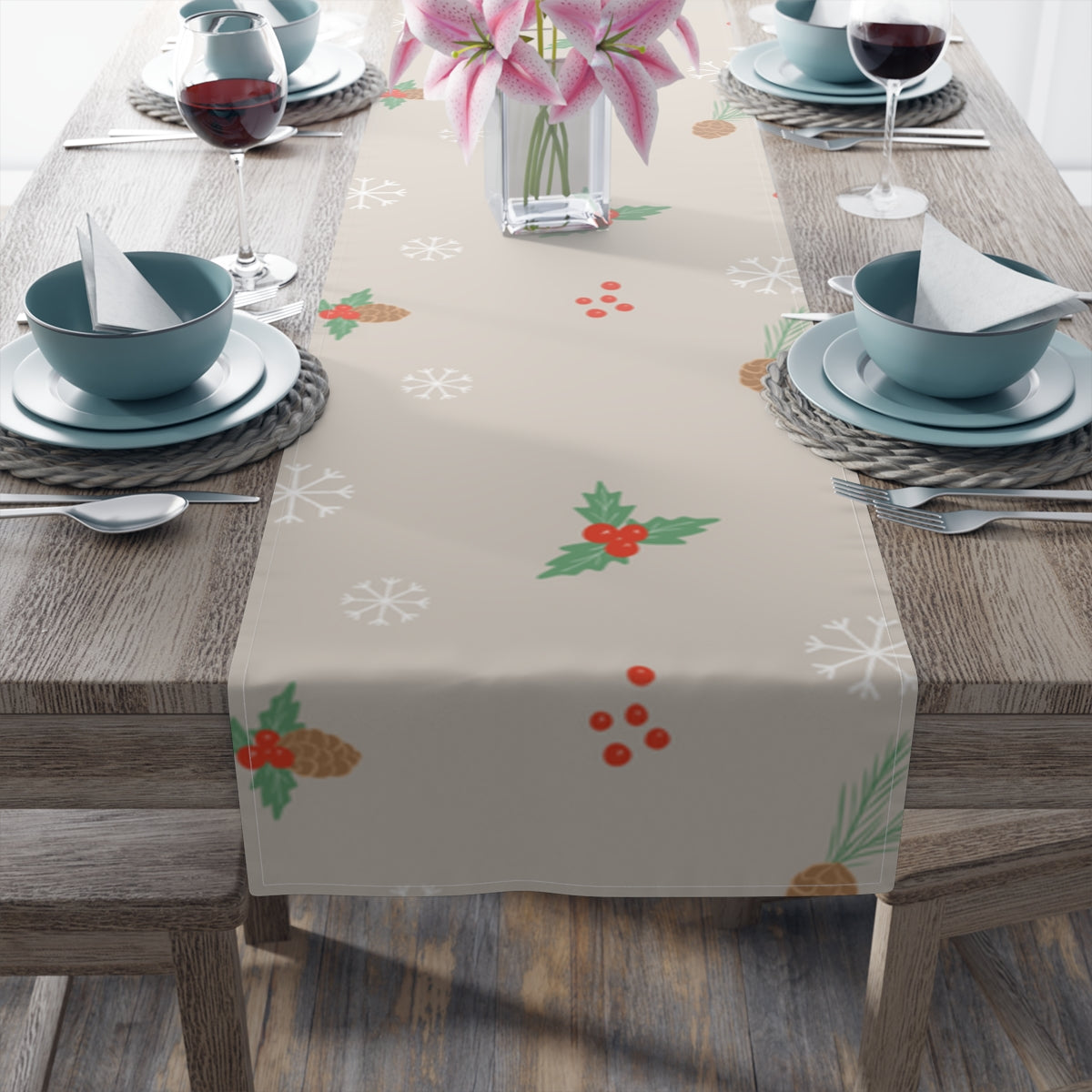 Holiday Table Runner - Holly & Pinecones