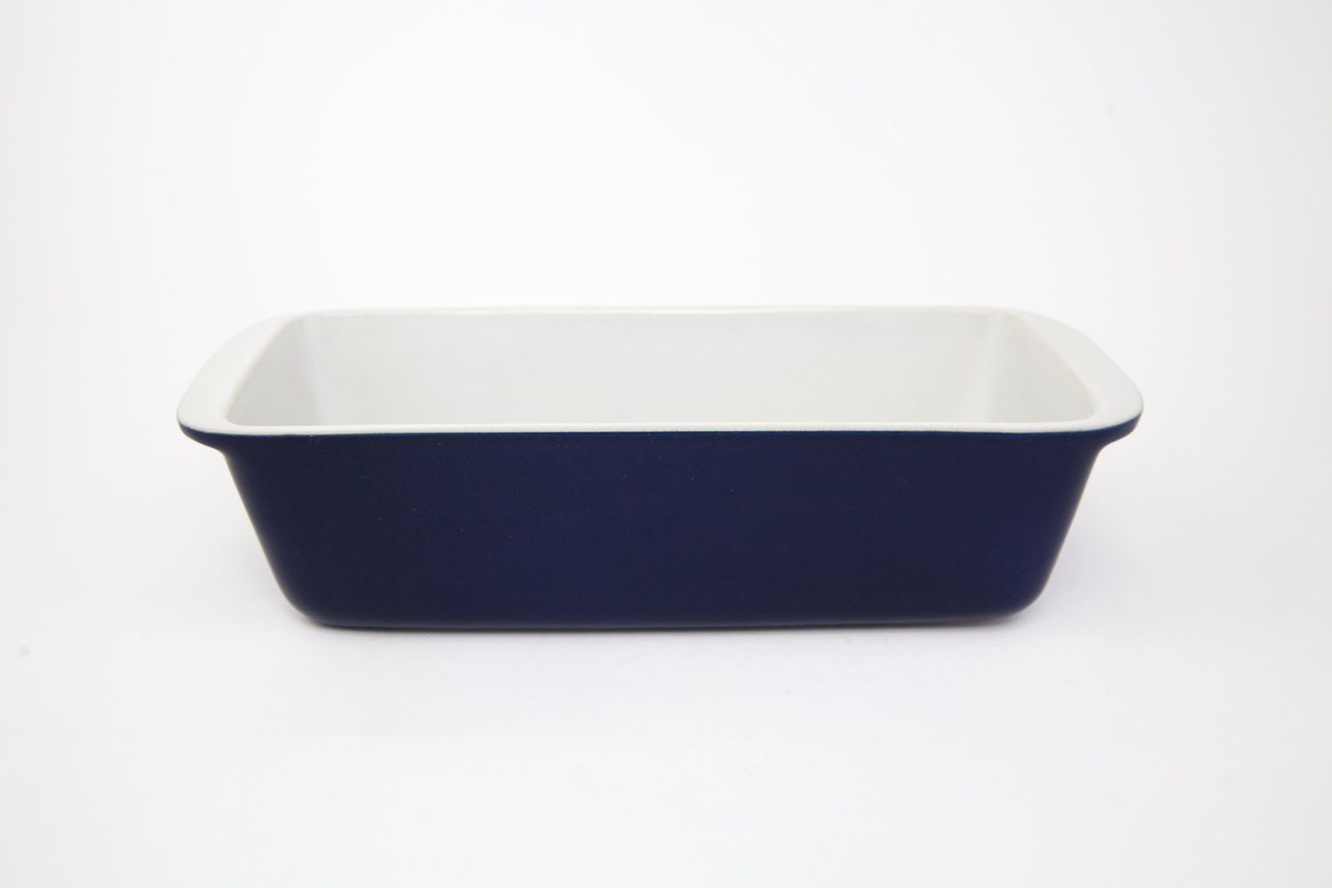 Lifestyle Details - Bread Loaf Pan in Amber