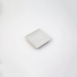 Lifestyle Details - Condiment Square Mini Plates in Pearl - Set of 1