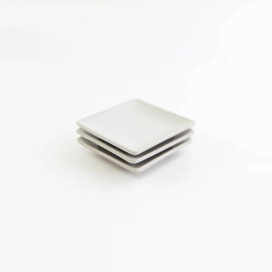 Lifestyle Details - Condiment Square Mini Plates in Pearl - Set of 3