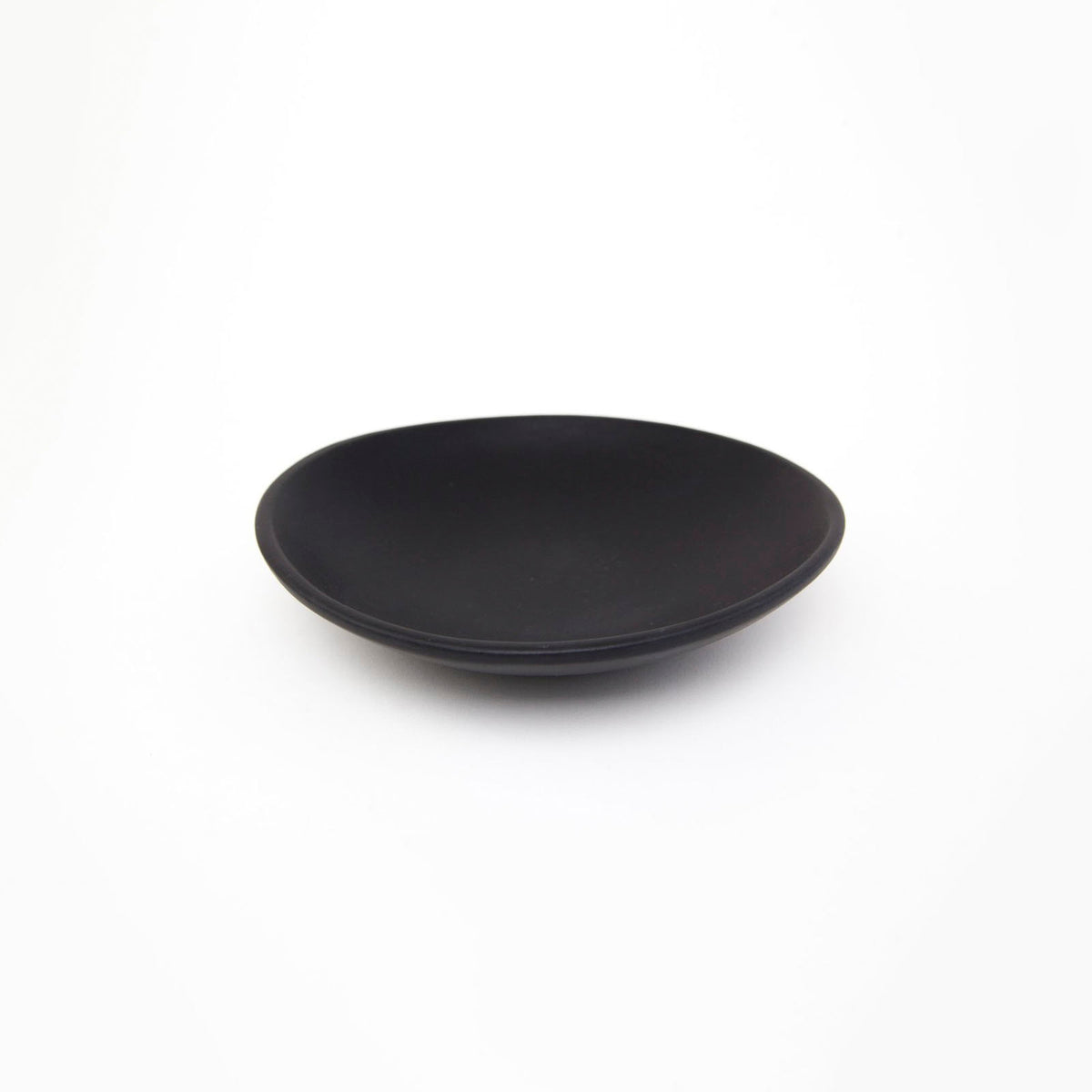 Lifestyle Details - Dadasi Dessert Plate in Basalt - Set of 1