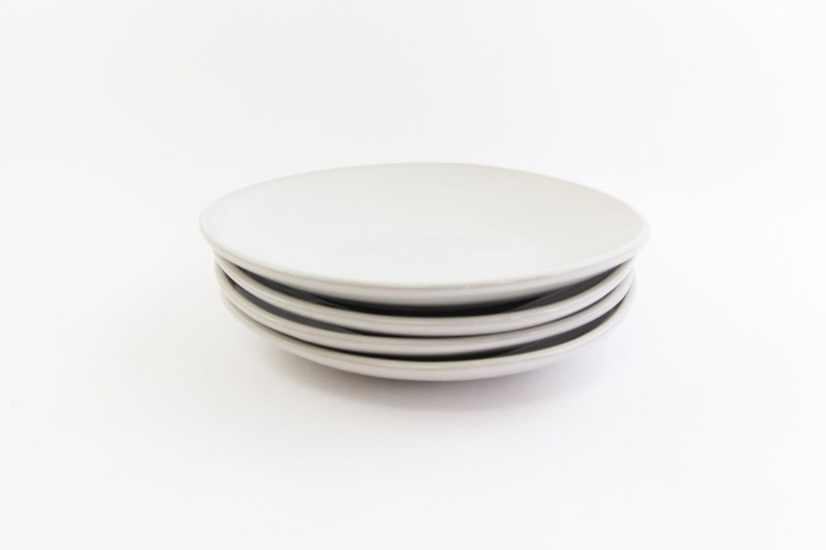 Lifestyle Details - Dadasi Stoneware Dinner Plate in Chalk - Set of 4