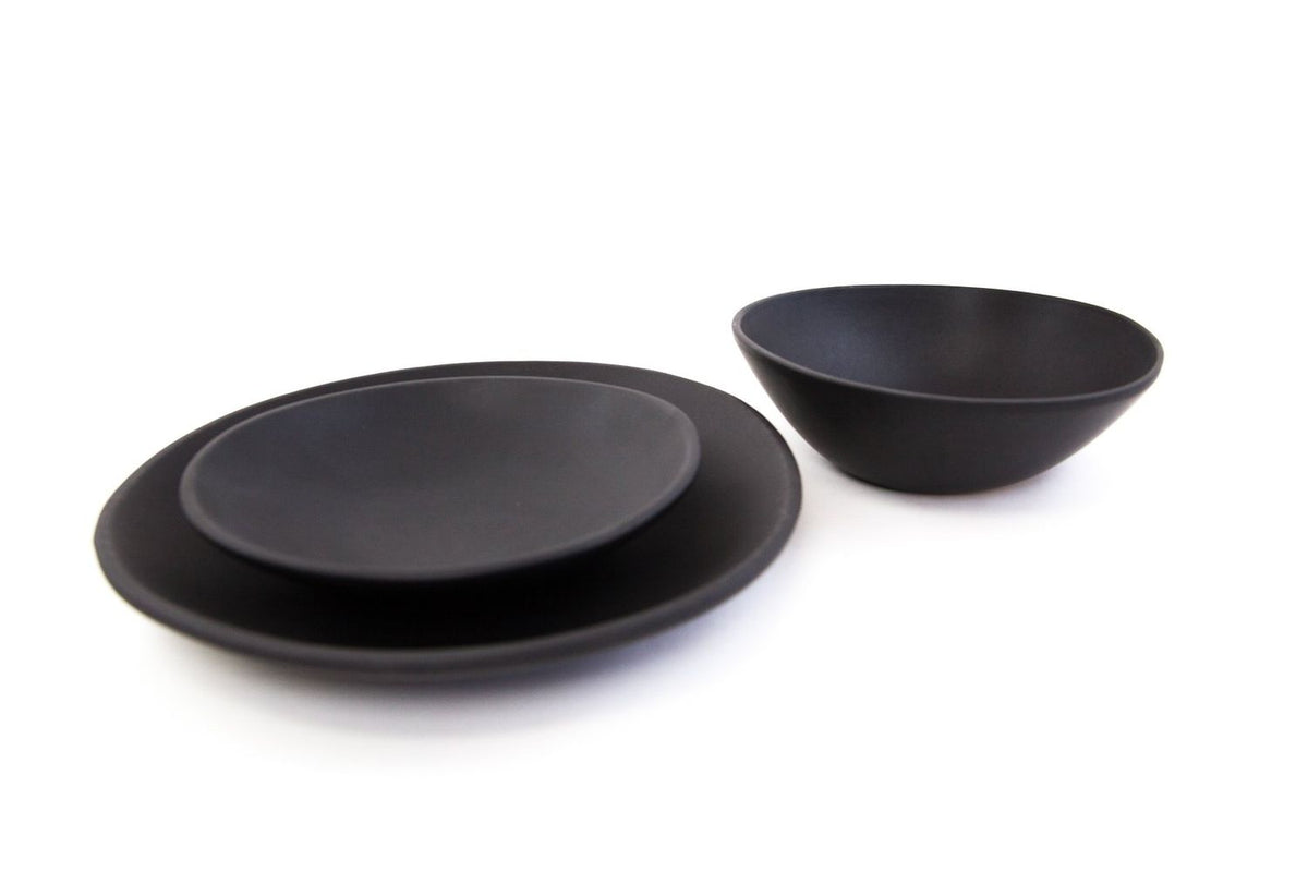 Lifestyle Details - Dadasi Stoneware Dinner Set in Basalt
