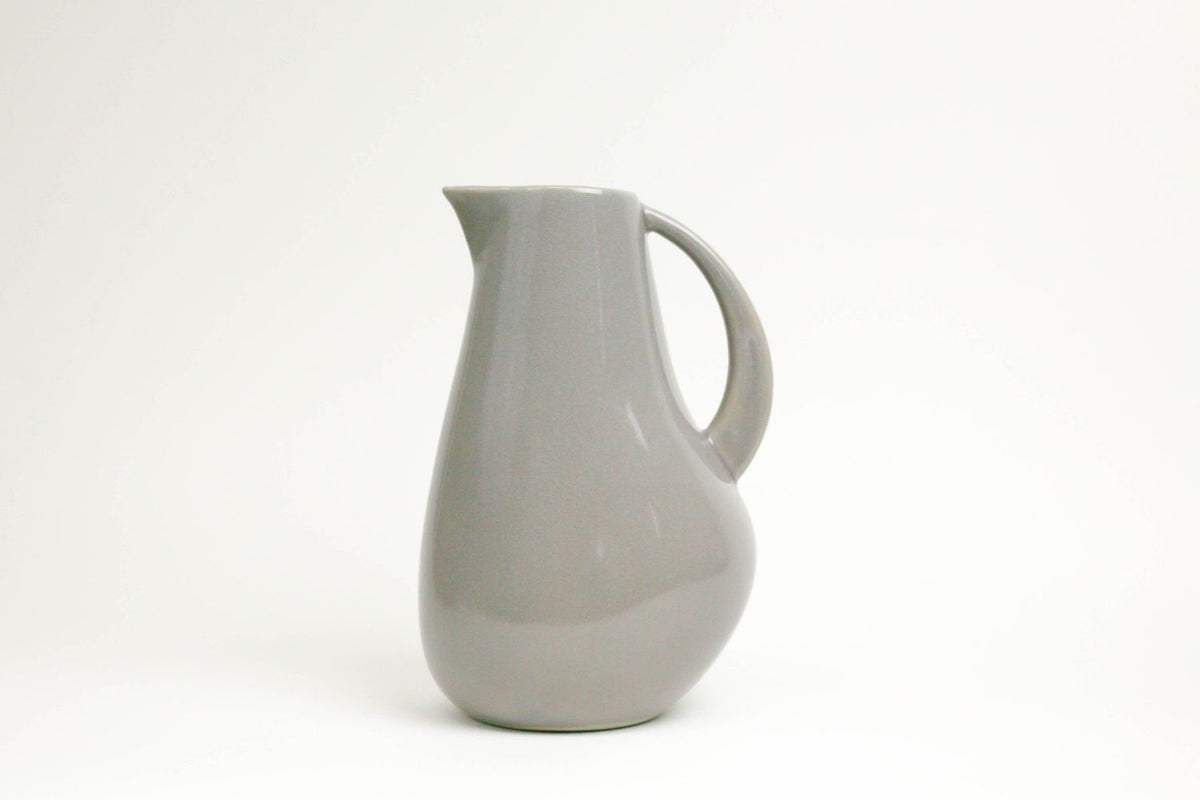 Lifestyle Details - Drink Pitcher in Lilac