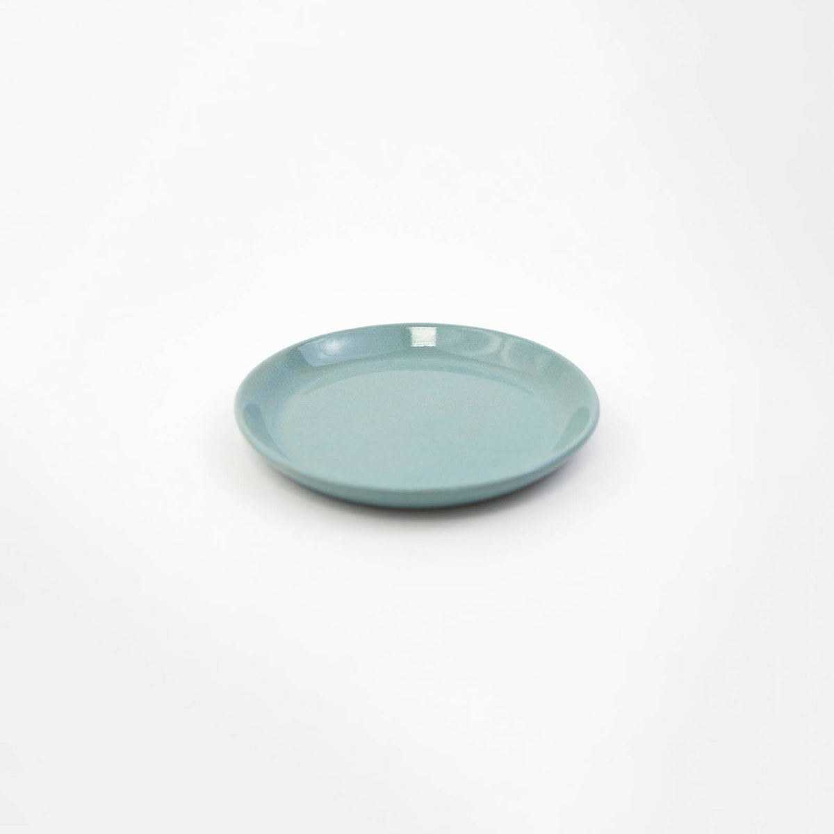 Lifestyle Details - La Marsa Bread Plate in Pale Jade - Set of 1