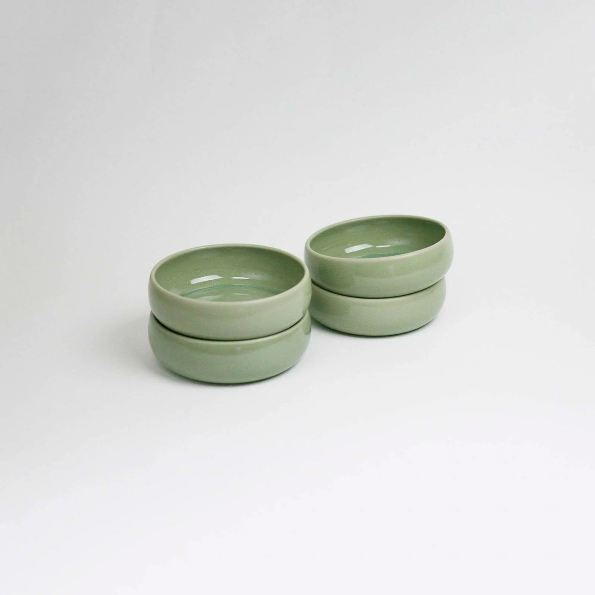 Lifestyle Details - La Marsa Fruit Plate in Sage - Set of 4