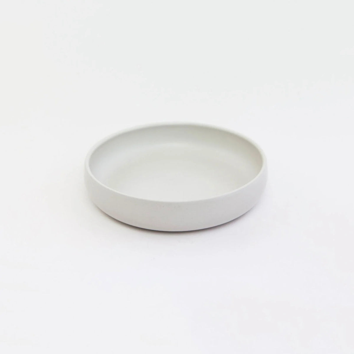 Lifestyle Details - La Marsa Salad Plate in Chalk - Set of 1