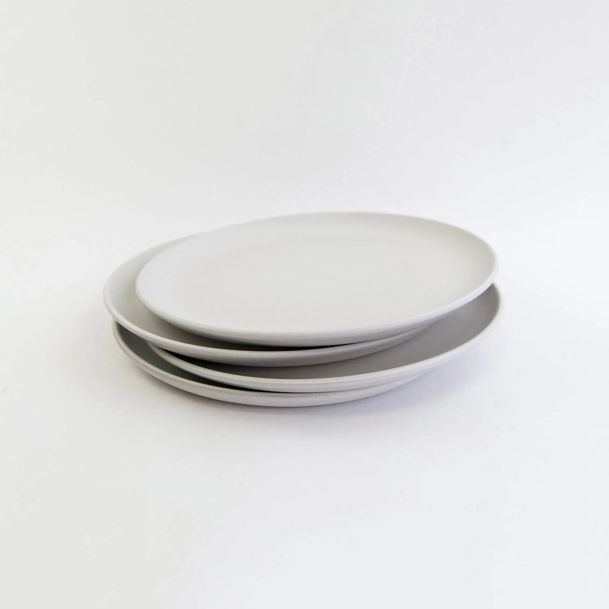 Lifestyle Details - La Marsa Stoneware Dinner Plate in Chalk - Set of 4