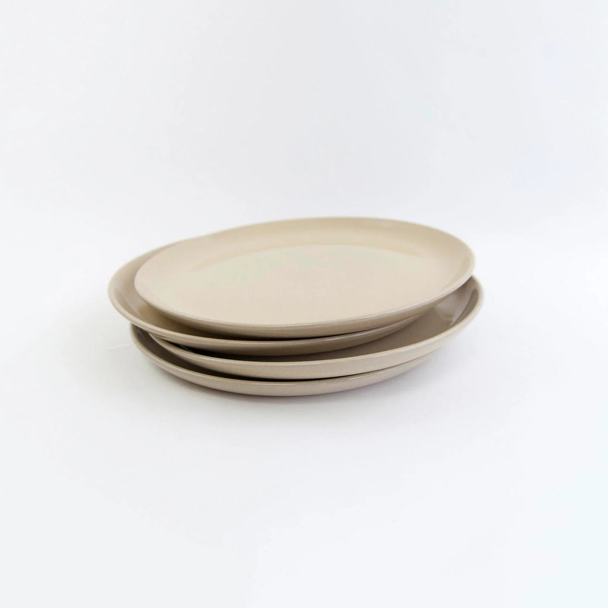 Lifestyle Details - La Marsa Stoneware Dinner Plate in Muslin - Set of 4