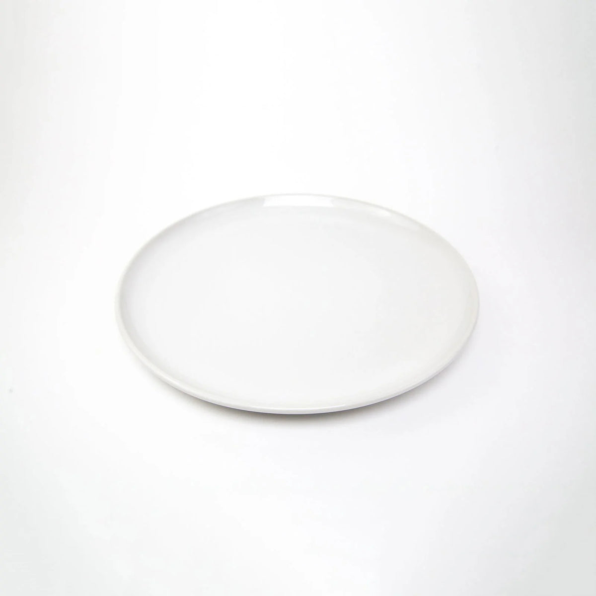 Lifestyle Details - La Marsa Stoneware Dinner Plate in Pearl - Set of 1
