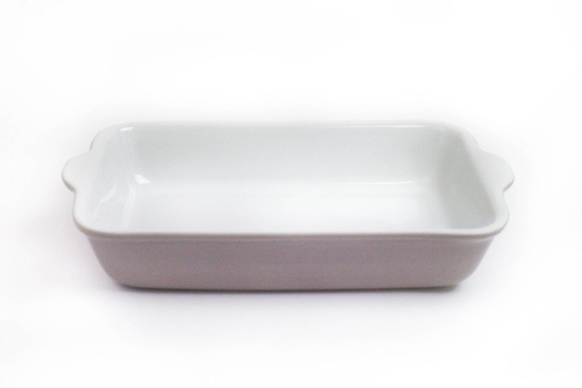 Lifestyle Details - Medium Baking Dish in Lilac