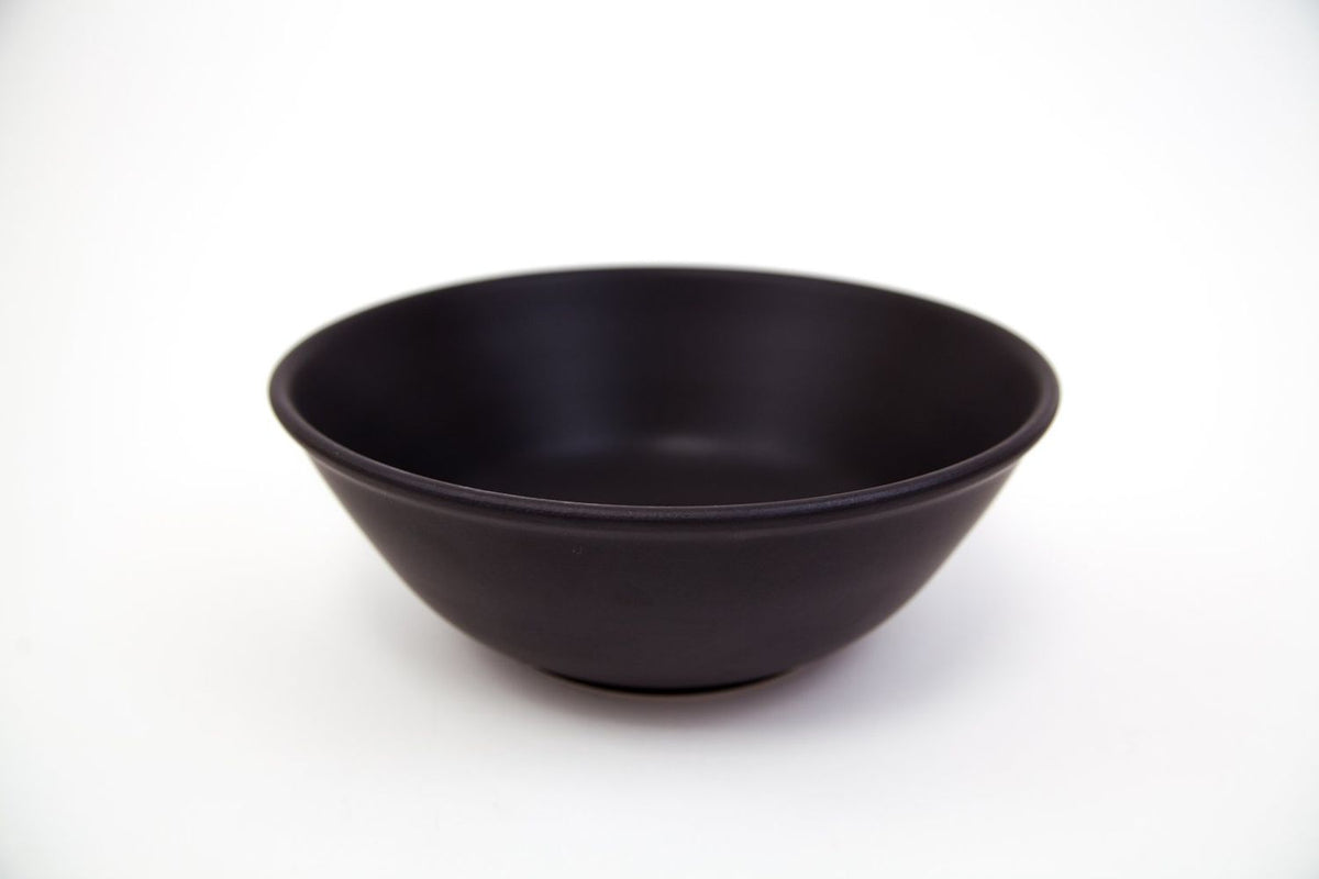 Lifestyle Details - Serving Bowl in Basalt