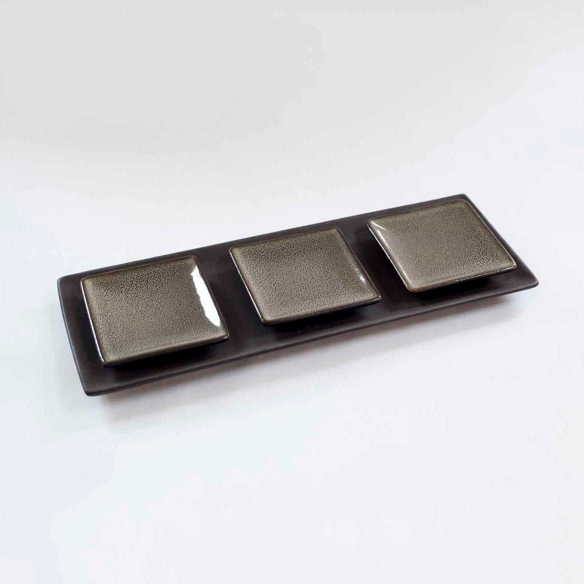 Lifestyle Details - Tapas Dishes Serving Set in Basalt & Dusk
