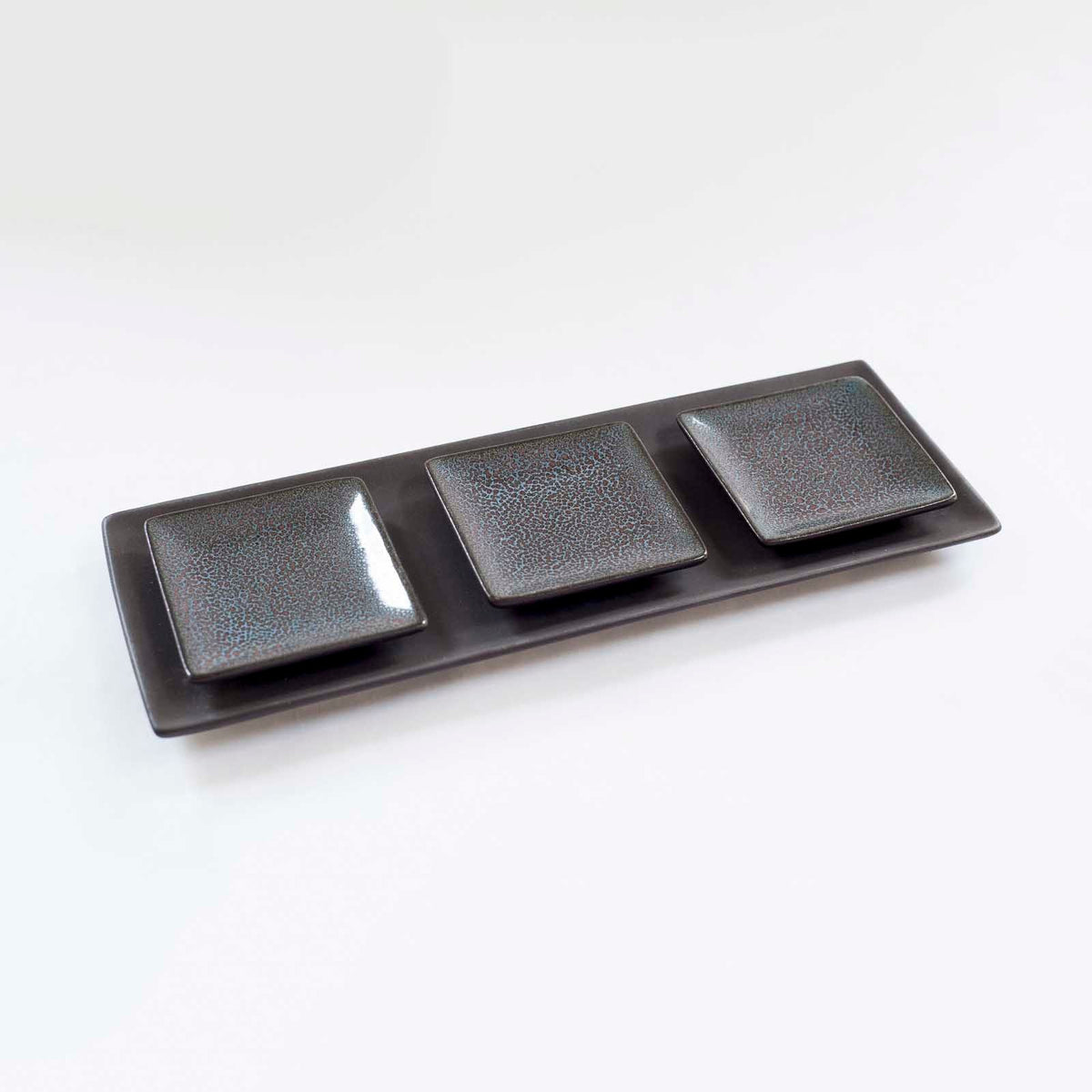 Lifestyle Details - Tapas Dishes Serving Set in Basalt & Old Silver