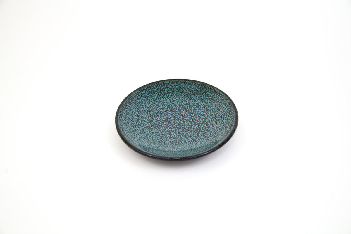 Lifestyle Details - Zaghwan Bread Plate in Atlantic - Set of 1