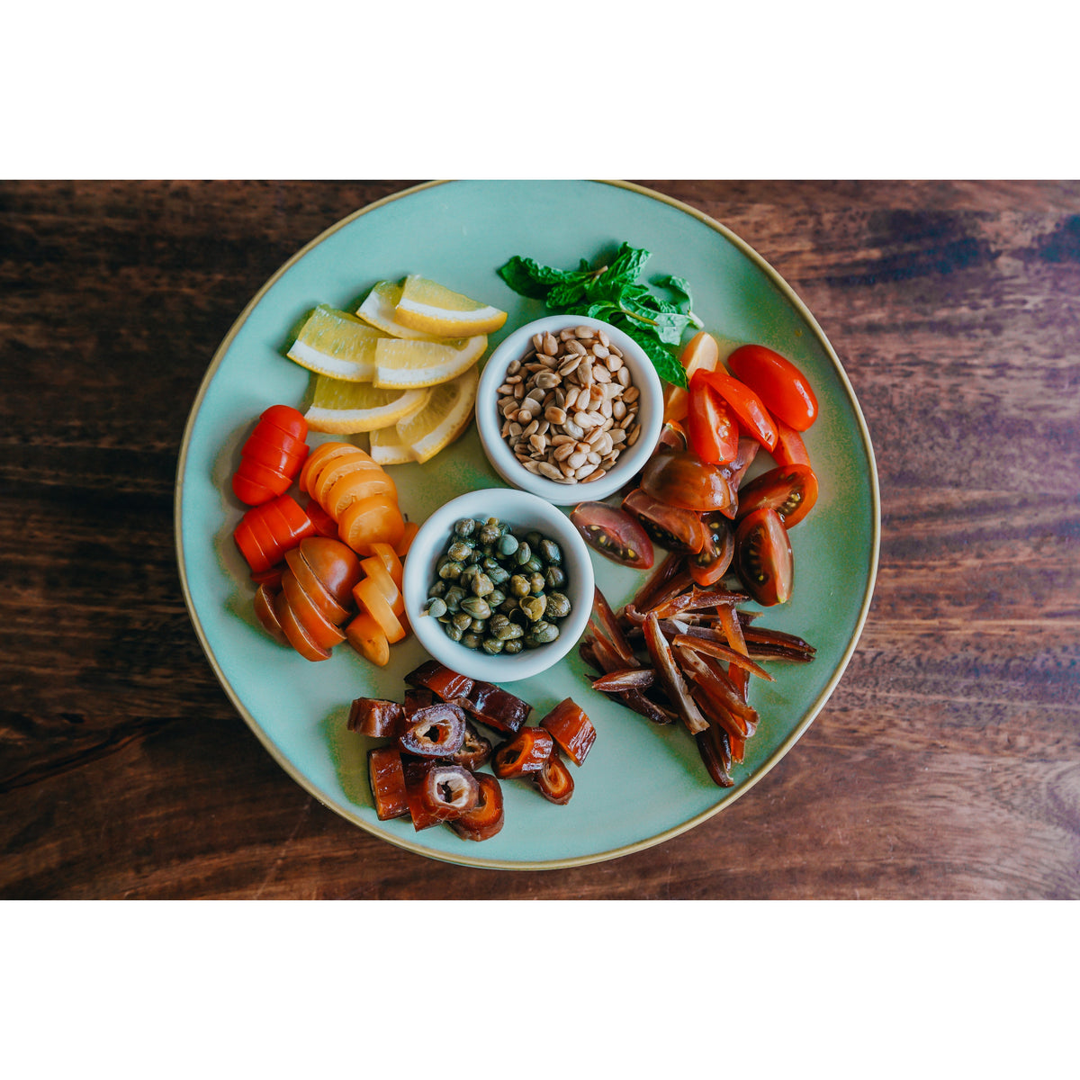 Artisan Round Plate Set