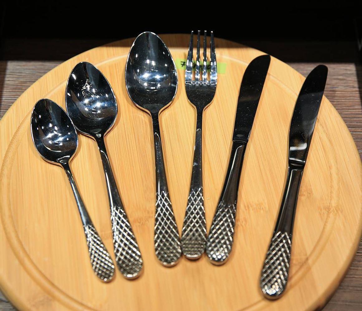 High Polish Stainless Steel Dinner Knife 8.5" | 22 cm