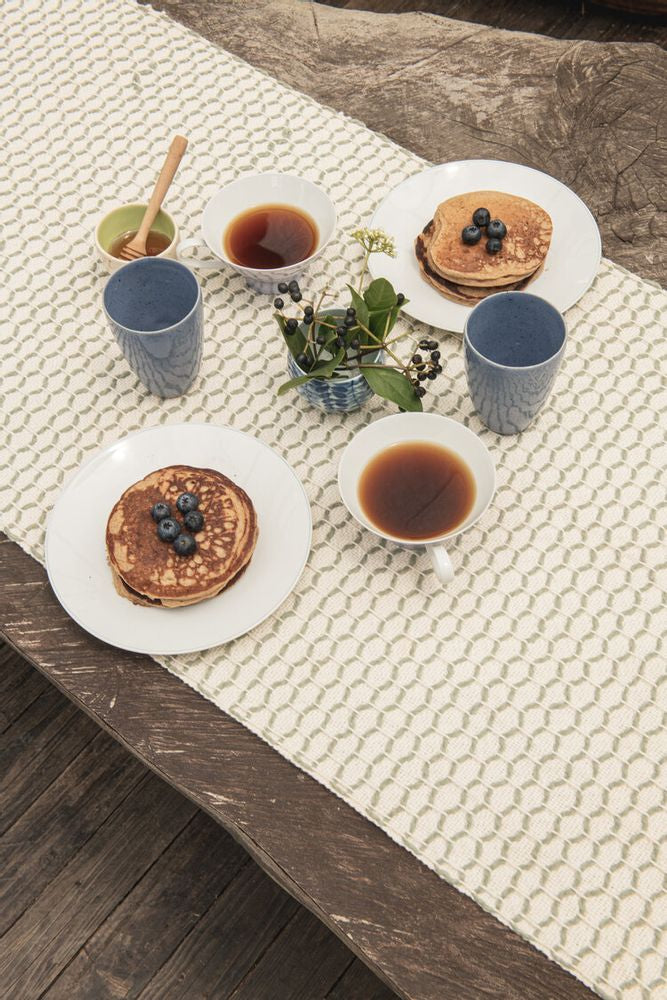 Diamond Guanabana Cream and Dark Green Table Runner (Large)