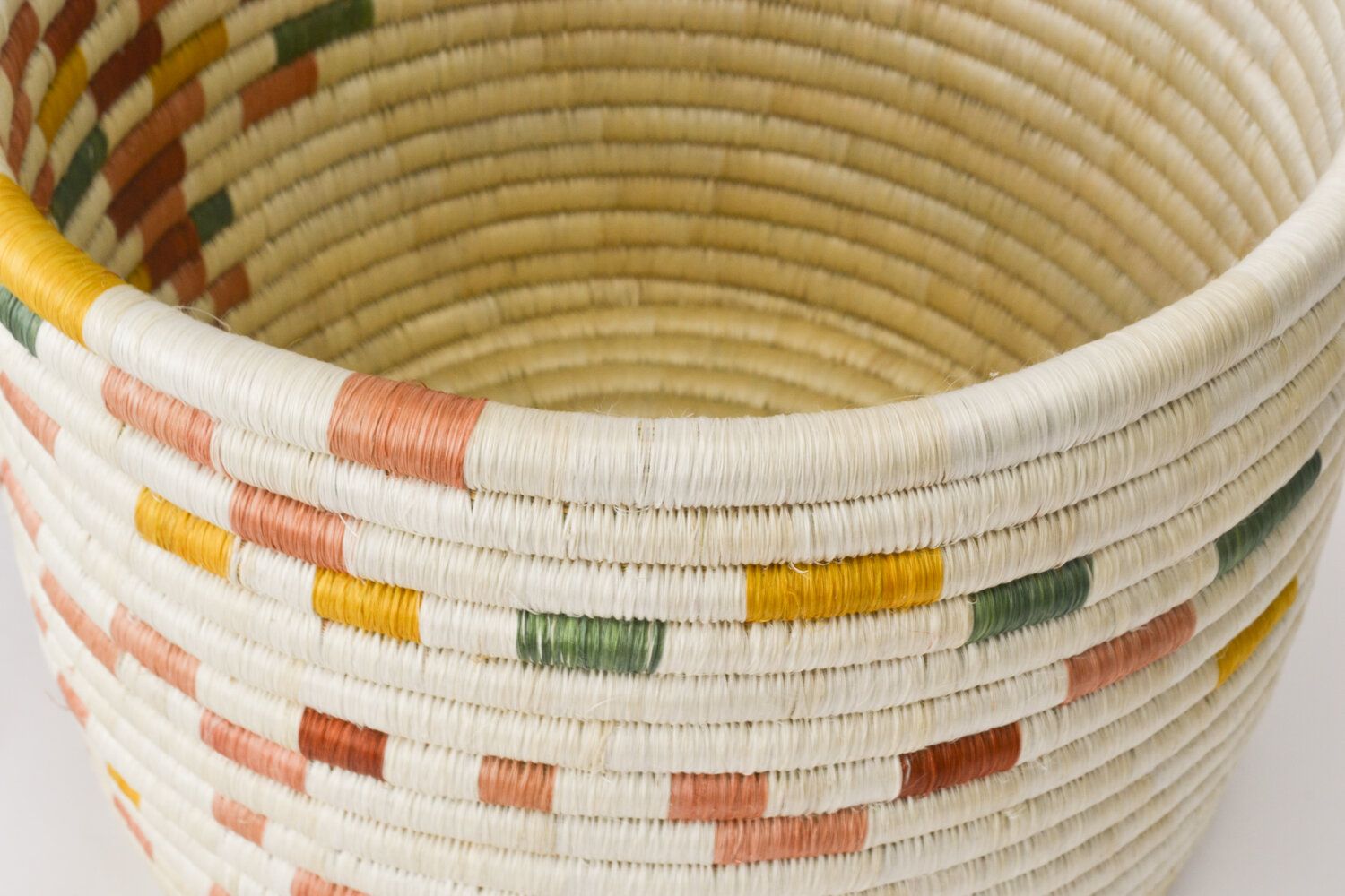 Guacamaya Small Fique Woven Basket