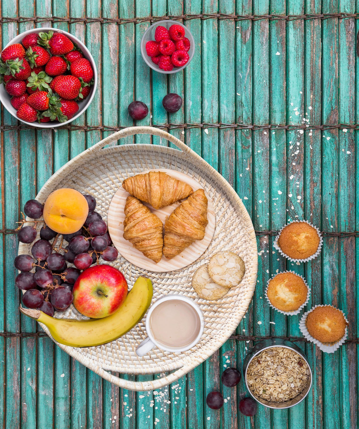 Round Wicker Serving Trays with Handles - 19"