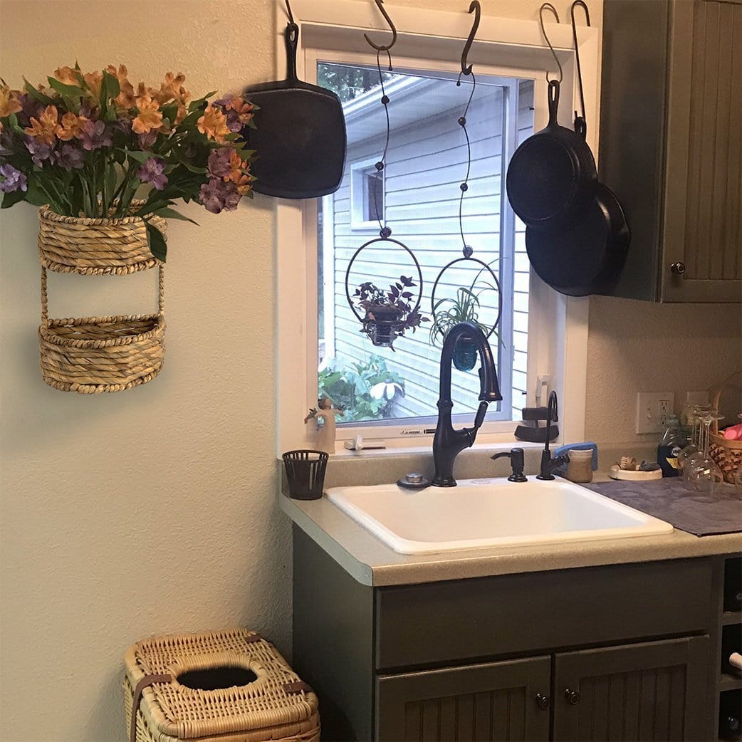 2-Tier Wicker Wall Hanging Storage Baskets